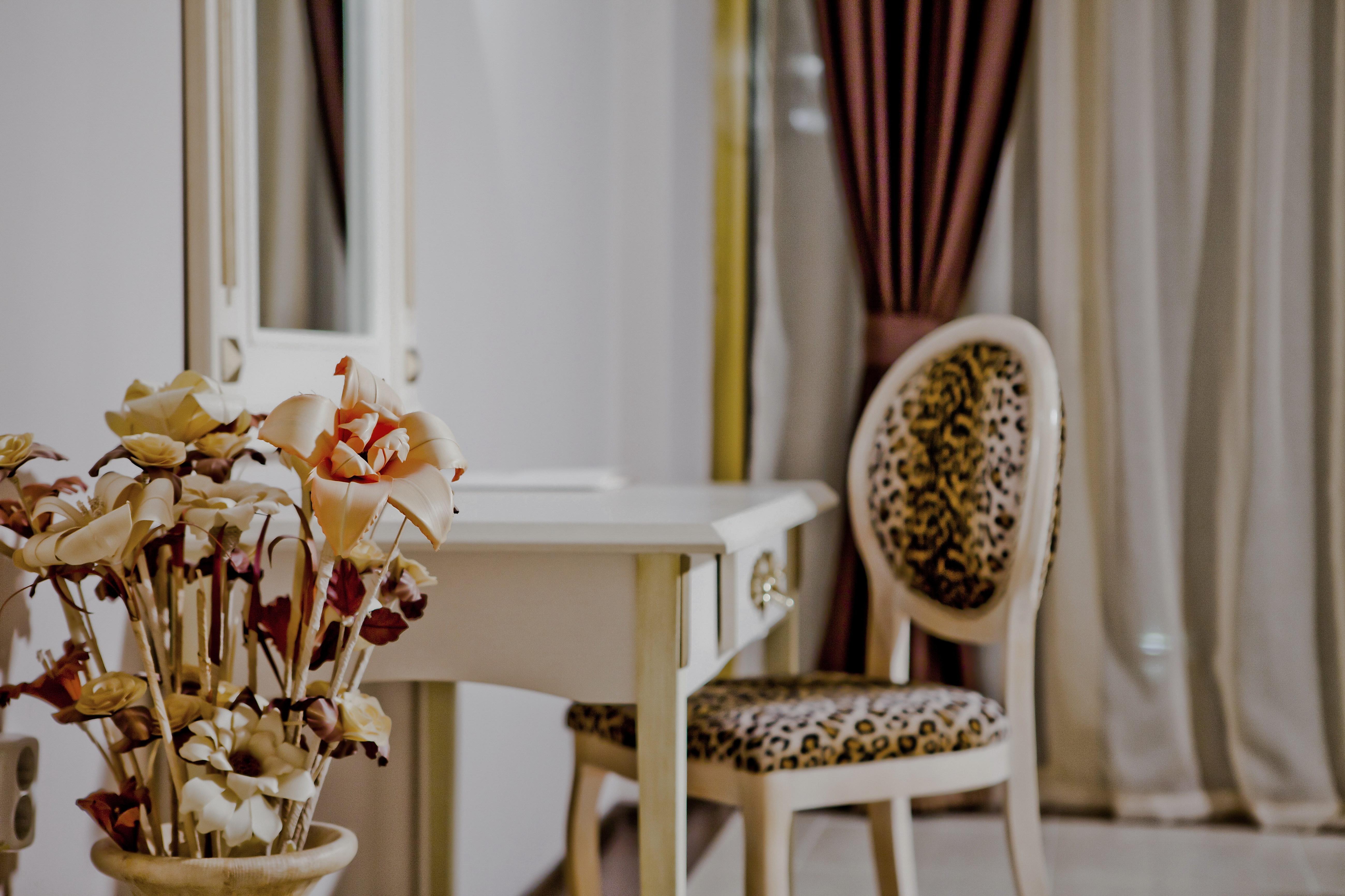 Imperial Palace Hotel Σάνι Μπιτς Εξωτερικό φωτογραφία A dressing table