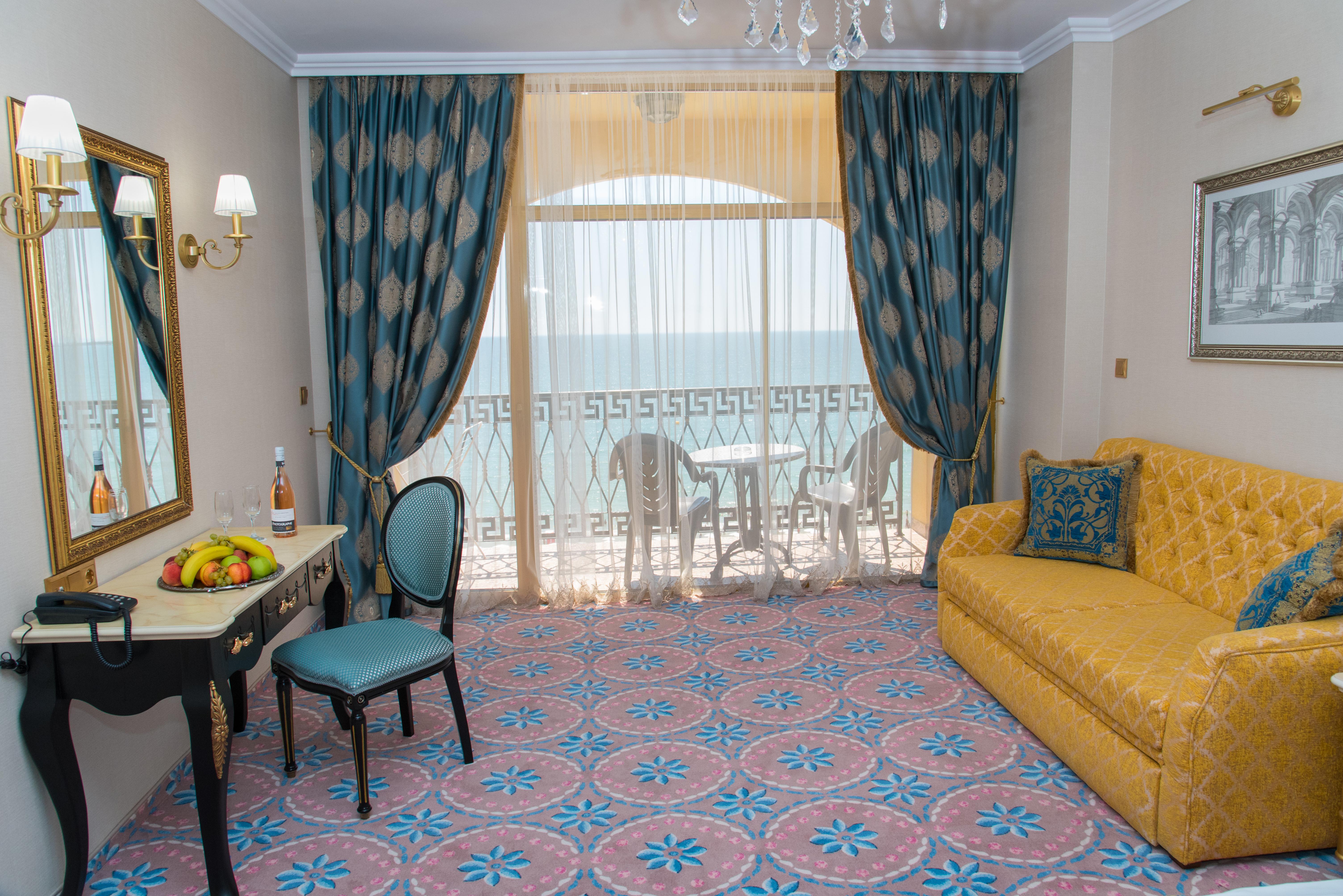 Imperial Palace Hotel Σάνι Μπιτς Εξωτερικό φωτογραφία A suite at the Grand Hotel