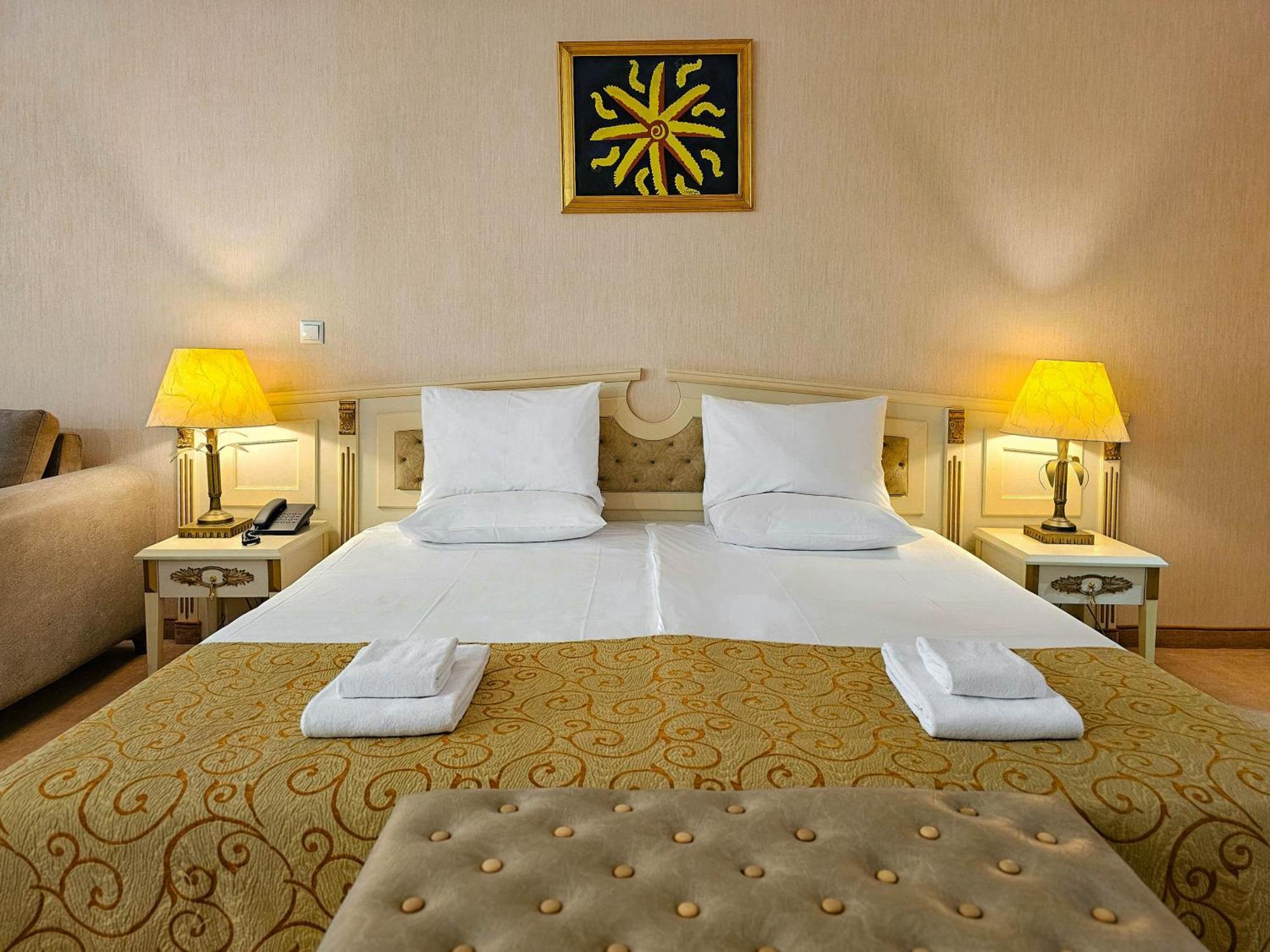 Imperial Palace Hotel Σάνι Μπιτς Εξωτερικό φωτογραφία A guest room at the hotel